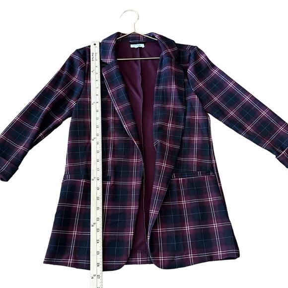 Maurices open front Plaid Blazer Size small - Picture 6 of 7